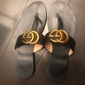Gucci flip flops size 7
